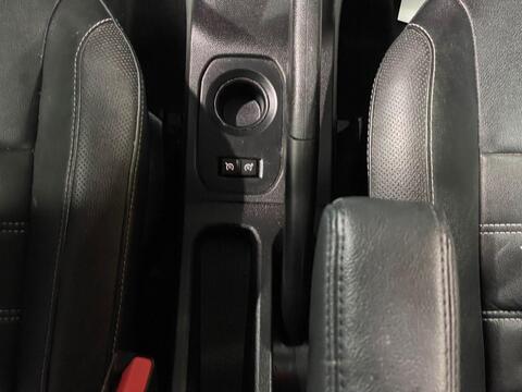 Dacia Duster view 24