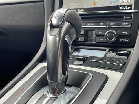 Porsche 911 view 38