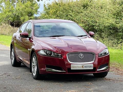 Jaguar XF view 8