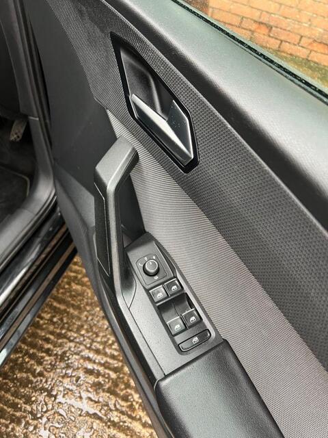 Seat Leon view 23