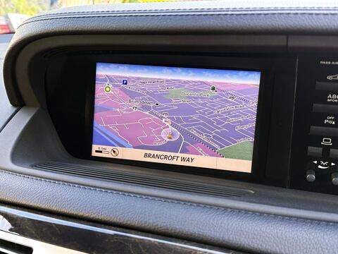 Mercedes-Benz CL view 13