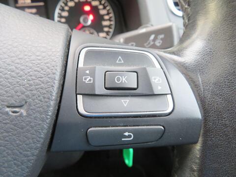 Volkswagen Eos view 13