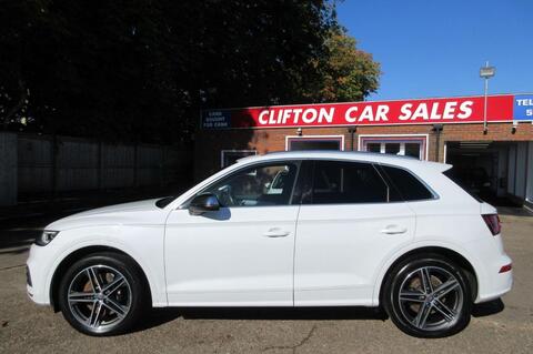 Audi SQ5 view 9