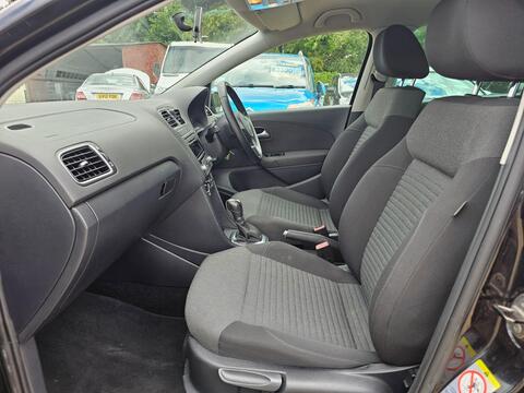 Volkswagen Polo view 8