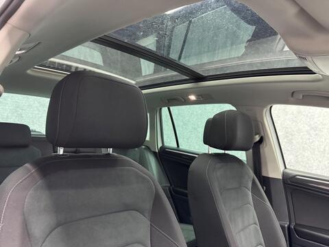 Volkswagen Tiguan view 26