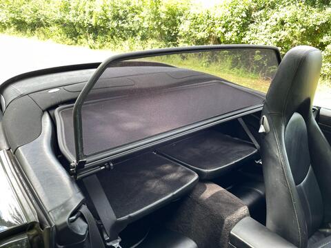 Porsche 911 view 5