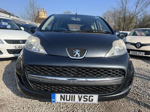 Peugeot 107 view 2