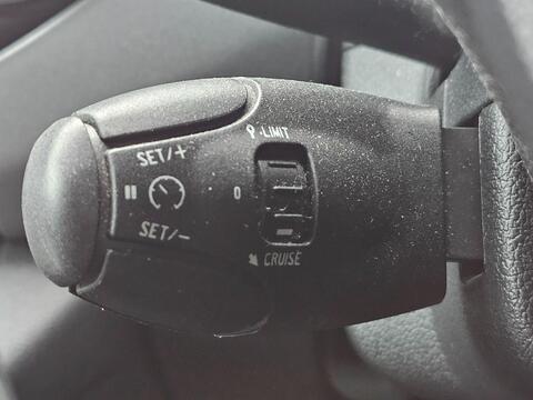 Peugeot Partner Tepee view 17