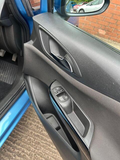 Vauxhall Corsa view 26