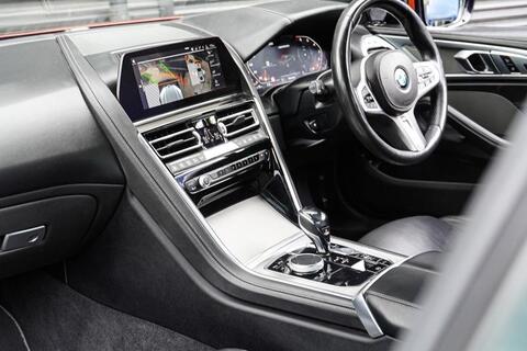 BMW 8 Series view 8