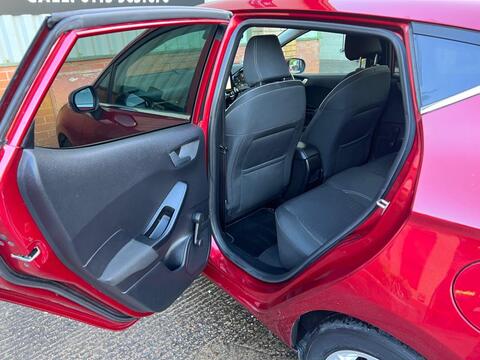Ford Fiesta view 14