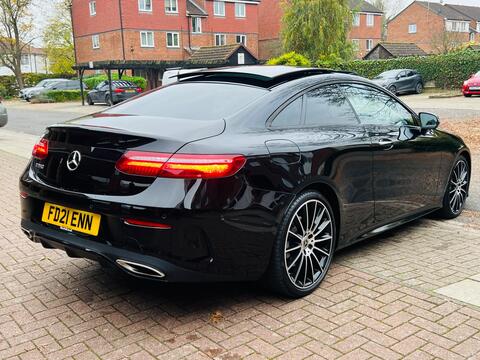 Mercedes-Benz E Class view 23