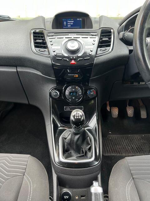 Ford Fiesta view 20