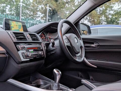 BMW 1 Series view 15