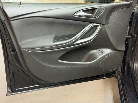 Vauxhall Astra view 38