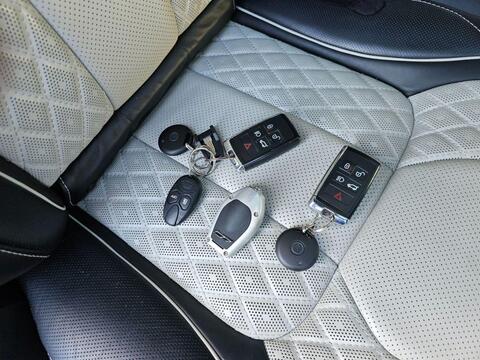 Land Rover Range Rover view 44