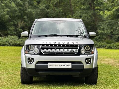 Land Rover Discovery view 3