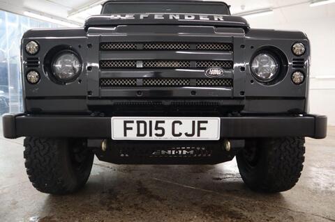 Land Rover Defender view 52