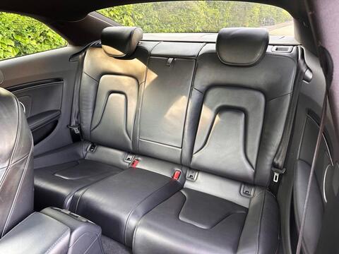 Audi A5 view 11