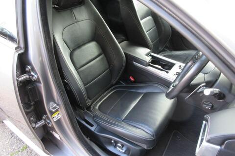 Jaguar Xe view 18