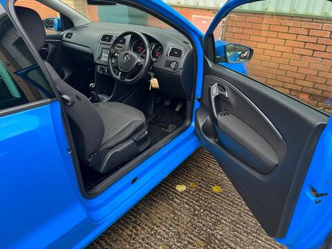 Volkswagen Polo view 9