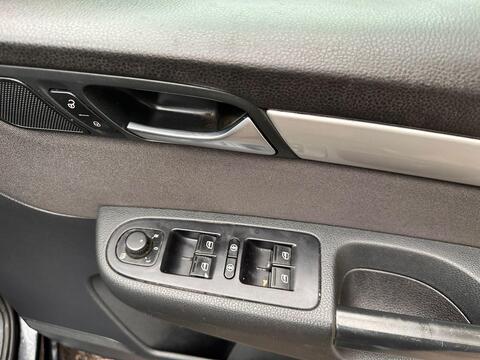Volkswagen Sharan view 23