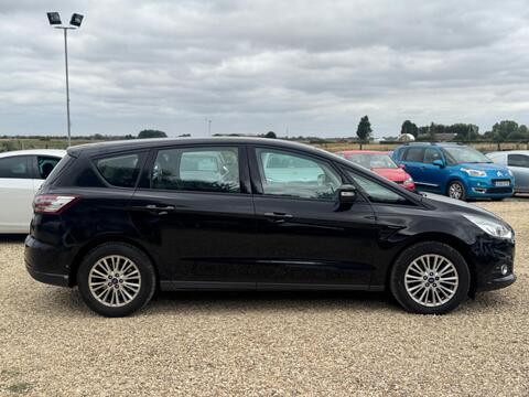 Ford S-Max view 6