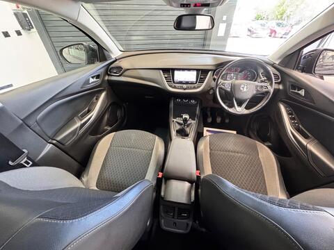 Vauxhall Grandland X view 29