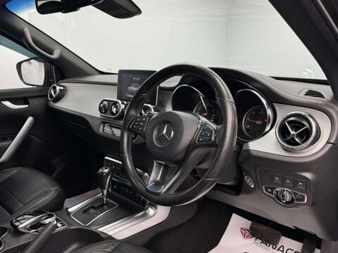 Mercedes-Benz X-Class view 9