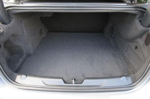 Jaguar Xe view 45