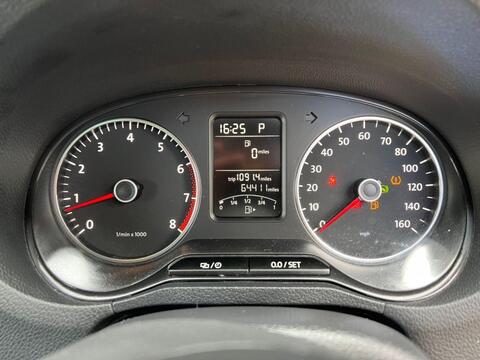 Volkswagen Polo view 20
