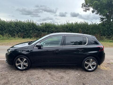 Peugeot 308 view 11