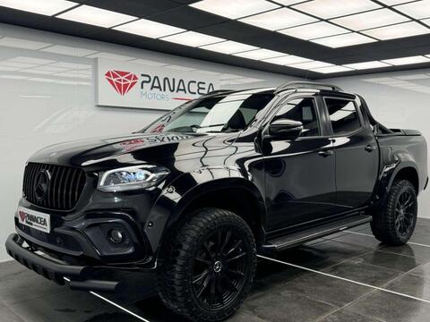Mercedes-Benz X-Class view 2