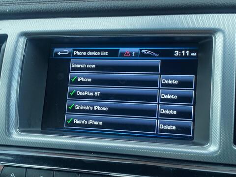 Jaguar XF view 36