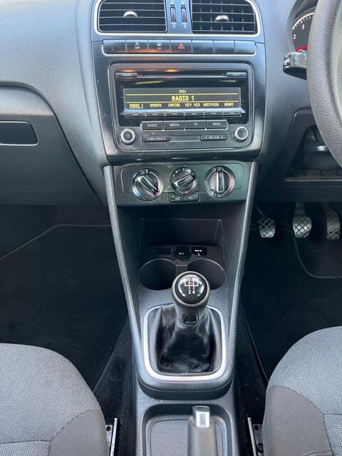 Volkswagen Polo view 18