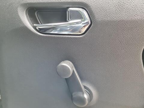 Nissan Micra view 59