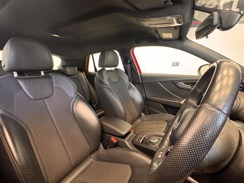 Audi Q2 view 14