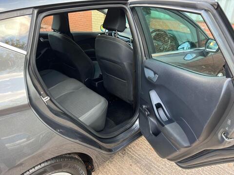 Ford Fiesta view 11