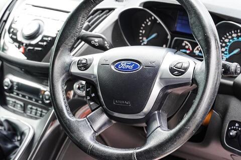 Ford Kuga view 19