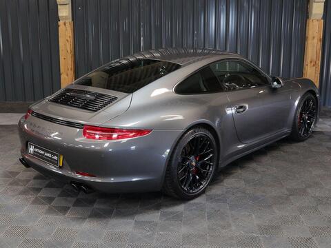 Porsche 911 view 41