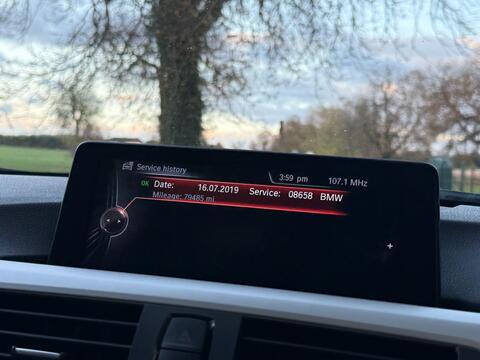 BMW 3 Series view 32