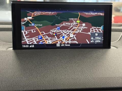Audi Q7 view 27