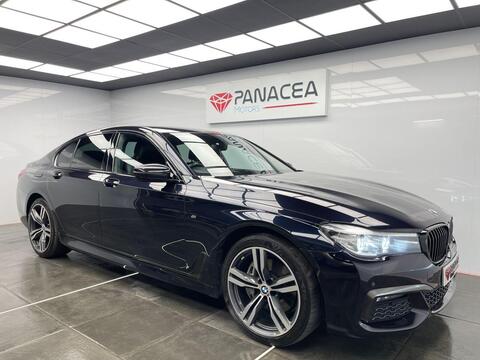 BMW 7 Series view 3