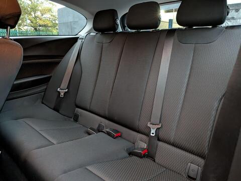 BMW 1 Series view 18