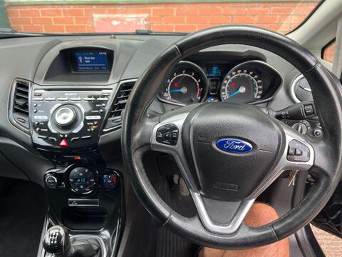 Ford Fiesta view 18