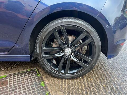 Volkswagen Golf view 26