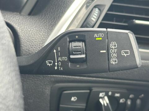 BMW 1 Series view 26