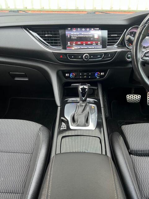 Vauxhall Insignia view 20