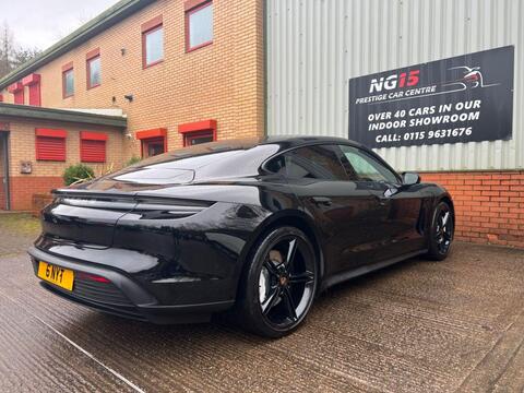 Porsche Taycan view 8