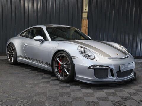 Porsche 911 view 72